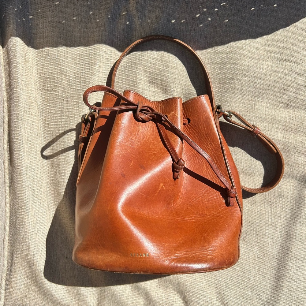 Sezane Heritage Leather Bucket Bag Farrow